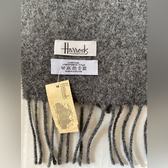 NWT VTG Harrods of London Lambswool Fringed Scarf Embroidered Logo Charcoal - Picture 10 of 10